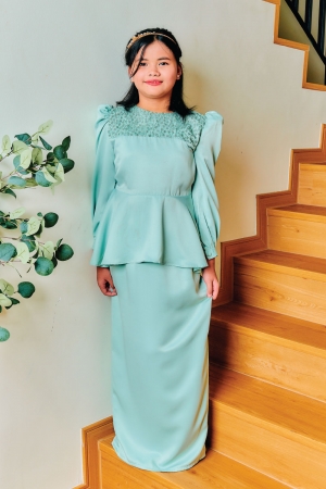 Sofea Peplum  l Mint Green